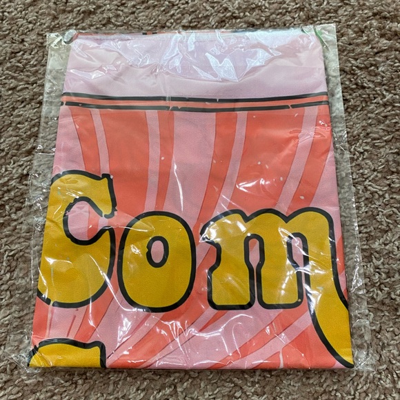 Y2K Aesthetic ‘Here Comes The Sun’ Tapestry Wall Decor - Picture 7 of 8